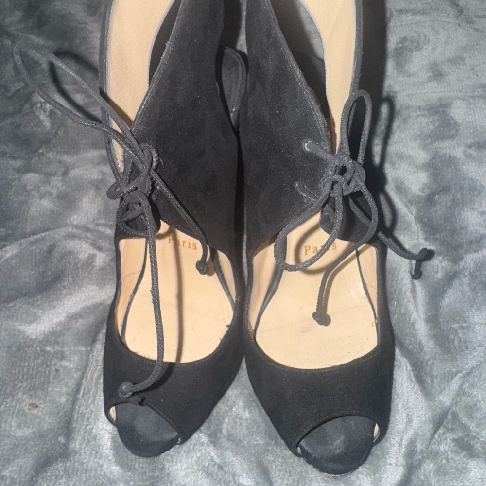 🔥AUTHENTIC!!🔥Christian Louboutin Elegant Black Open-Toe Lace-Up Boots - Picture 1 of 5